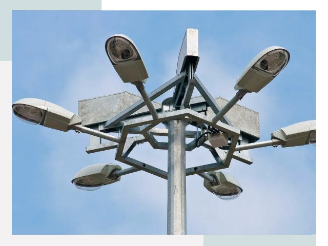 Монтаж осветительных мачт в таре